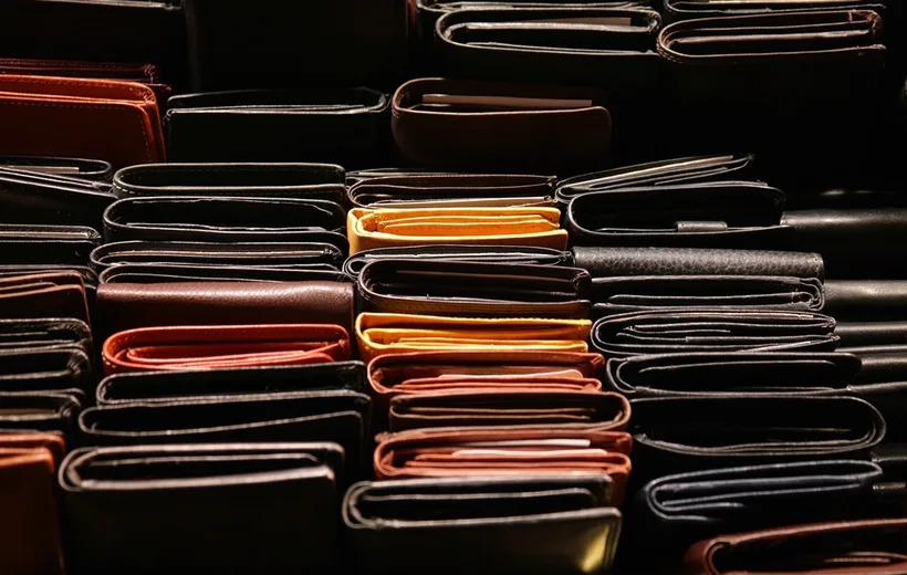 Handbags, wallets, belts, gloves and knives.