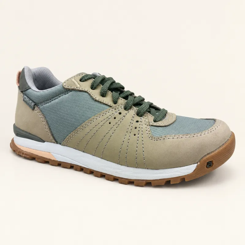 Hiking and outdoor shoe
