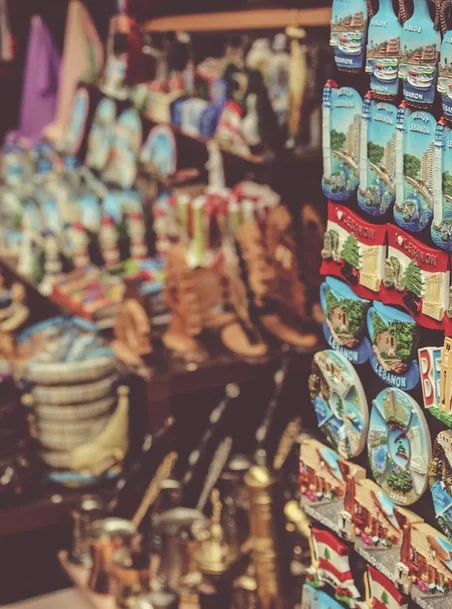 Souvenirs & Home Decor